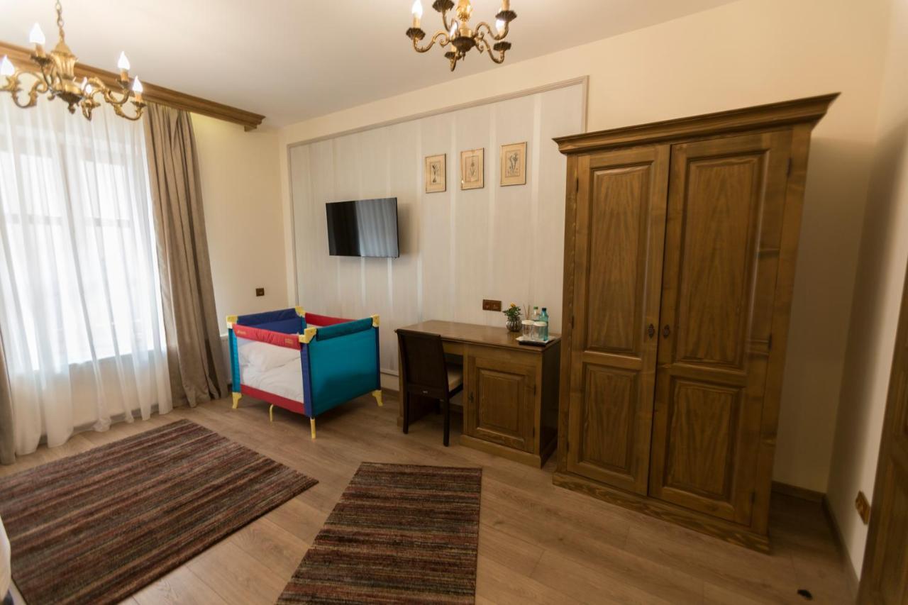 Pensiunea Kant Sibiu Bagian luar foto